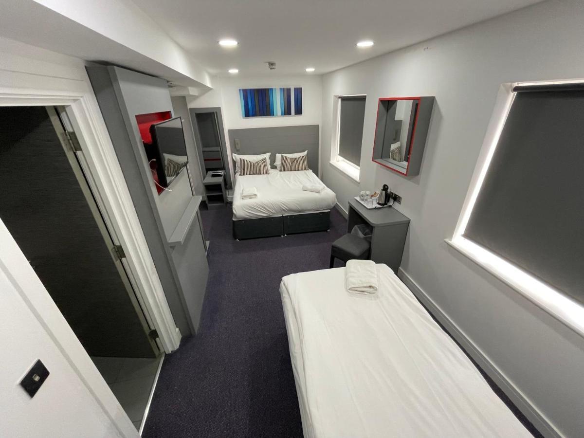 Ilford Hotel Goodmayes Экстерьер фото